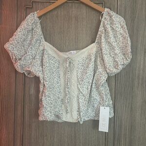 SNDYS Floral Puff Sleeve Top